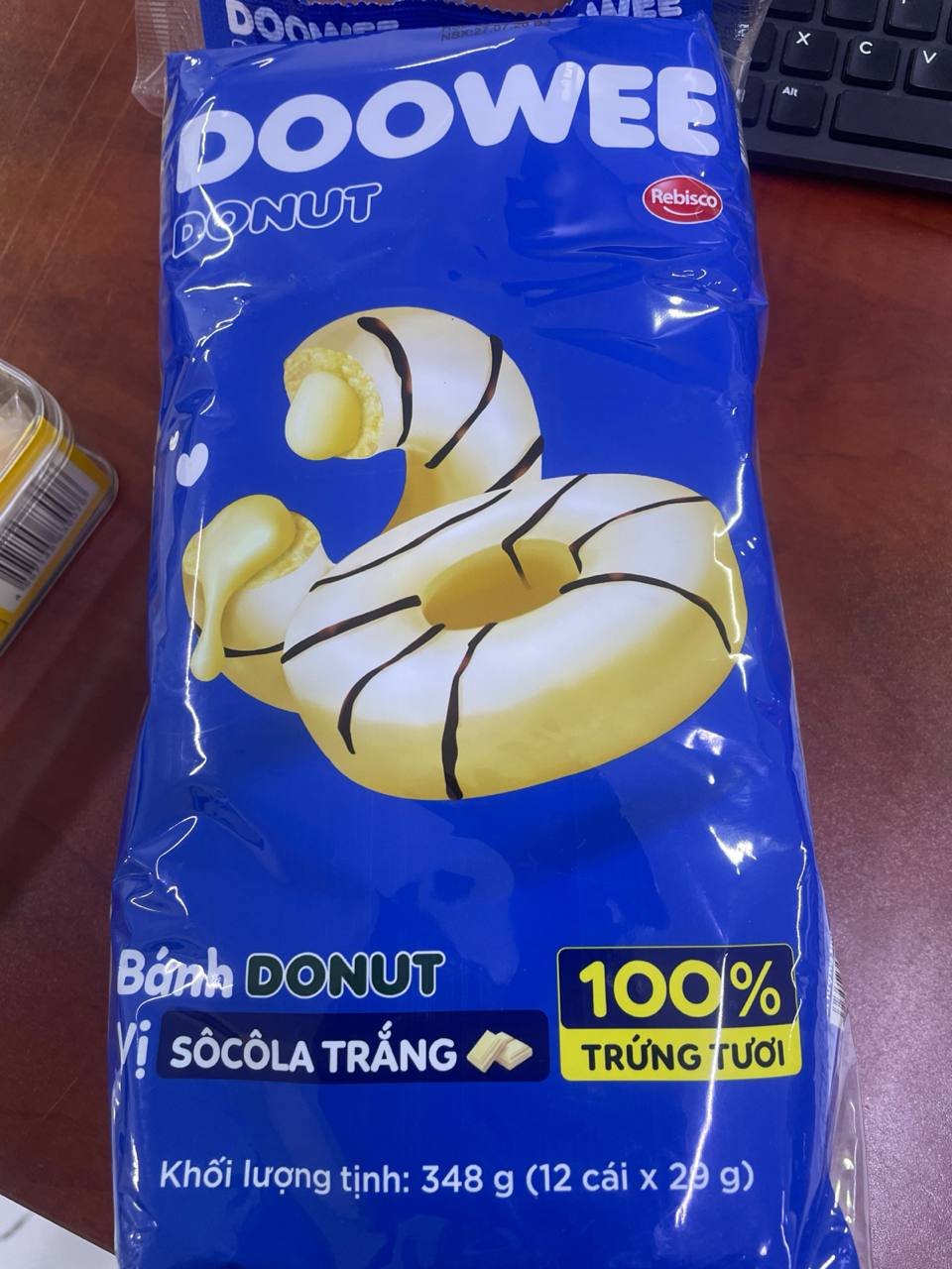 Doowee Donut White Chocolate & Milky